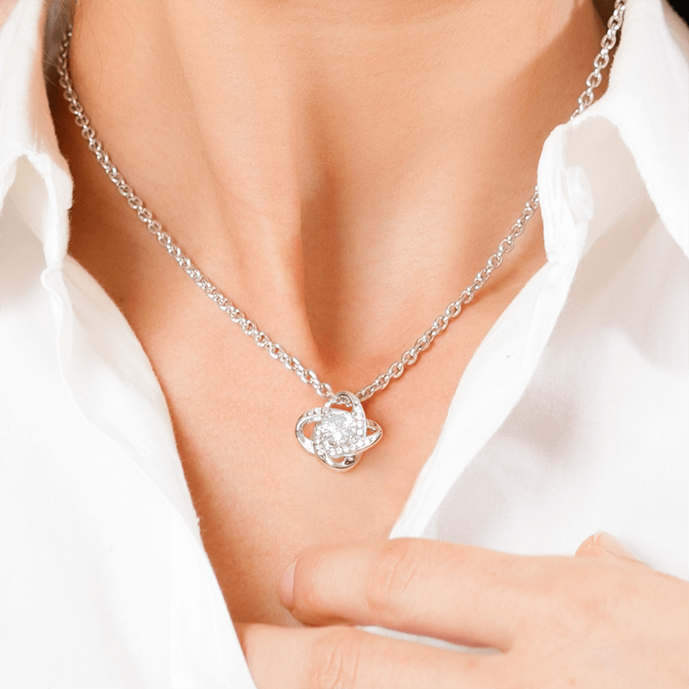 To My Mom Love Knot Necklace Love Son/Daughter